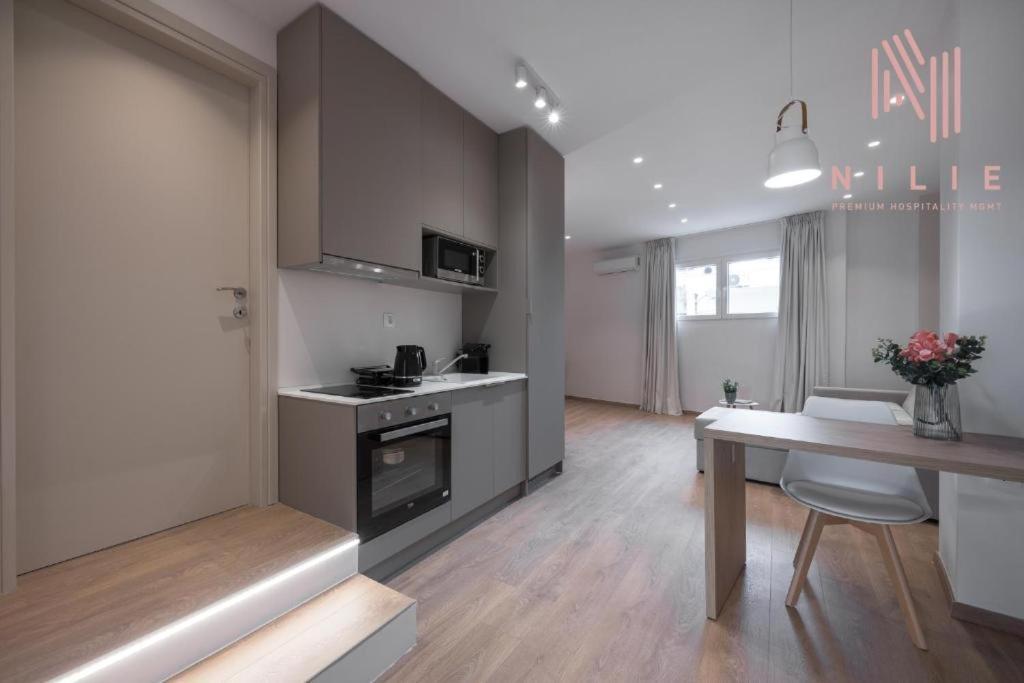 V1, Nilie Hospitality Mgmt Apartment *